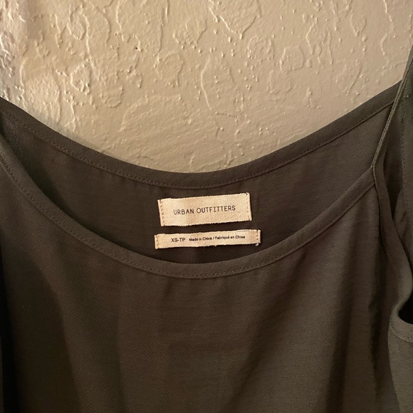 Urban Outfitters Romper - Picture 3 of 5